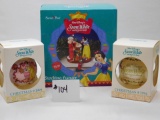 Walt Disney Snow White and The Seven Dwarfs Christmas Collectables