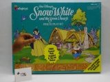 Walt Disney's Snow White and The Seven Dwarfs Deluxe Play Set 1993 NO. 2405