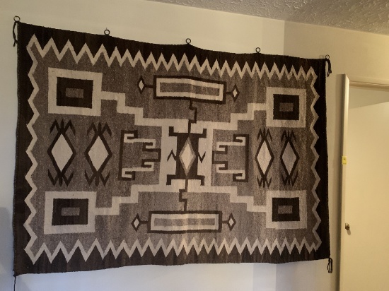 NAVAJO RUG GREY STORM PATTERN