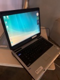 TOSHIBA LAPTOP