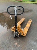 TITAN PALLET JACK