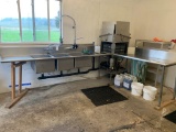 LONG L-SHAPED KITCHEN COUNTER w/ SINKS AND DISHWASHER