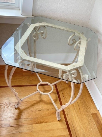 HOME FURNISHINGS: PAIR OF END TABLE WITH METAL BASE, GLASS TOP