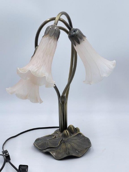 FLOWER TABLE LIGHT WITH LILY PAD BASE