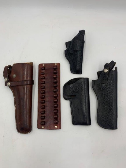 4X LEATHER HOLSTERS, 1X BANDOLIER