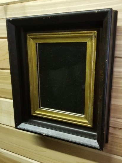 ANTIQUE FRAME