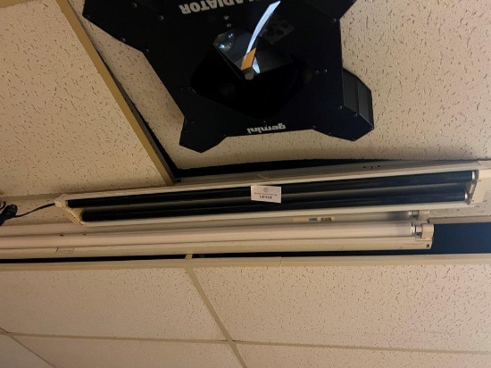 THREE ELECTRIC BLACK LIGHT FIXTURES