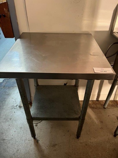 STAINLESS STEEL TABLE