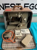 VINTAGE PFAFF 332 SEWING MACHINE