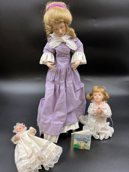 DOLL LOT