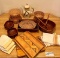 WOODEN SERVING LOT