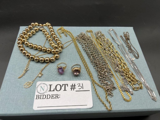 ASSORTED NECKLACE CHAINS LOT