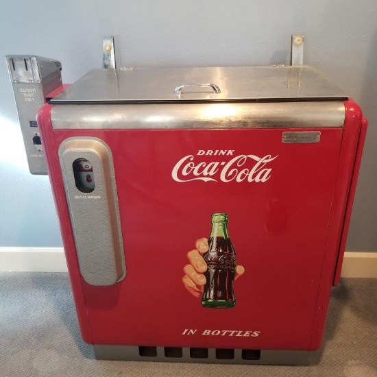 VINTAGE COCA-COLA DIME SLIDE BOTTLE VENDING MACHINE COOLER CHEST