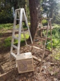 LADDER LOT, METAL AND WOOD, HOSE REEL