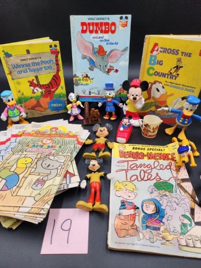 Collection of vintage Mickey Mouse/Disney Toys and Books