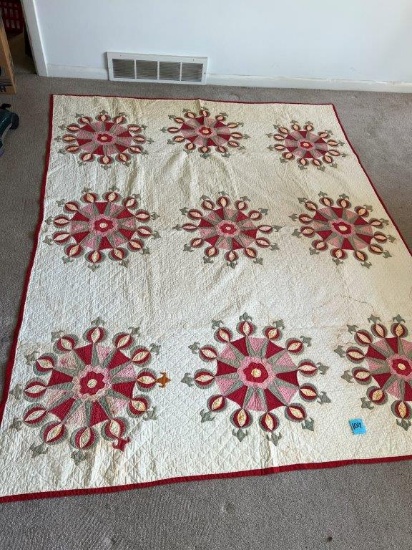 Red/Pink/White "Snowflake" Pattern Quilt