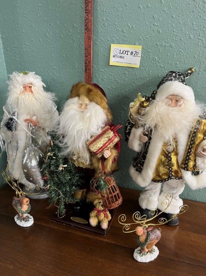 Collection Of Santas In Vintage Outfits