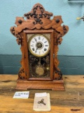 Vintage Seth Thomas Mantle Clock With Key
