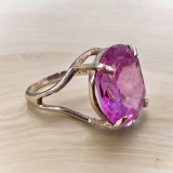 14k Gold Ring With Large Pink Stone Poss Topaz