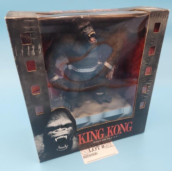 2000 NIB McFarlane Toys "King Kong" figure