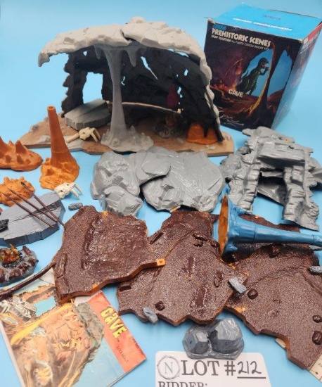 Original Box Aurora Prehistoric Scenes