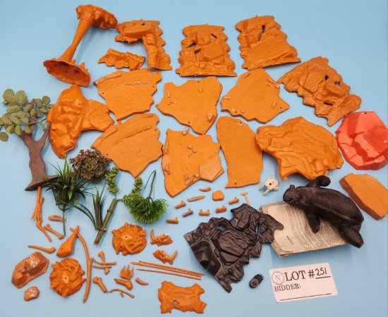 Aurora Prehistoric Scenes Cave Bear parts