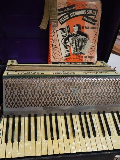 Hohner Carmen Piano Accordion made in Germany