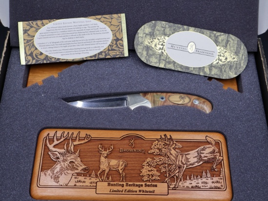 Browning Whitetail Deer Collector Knife with Box