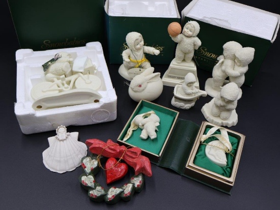 Collection "Snowbabies" Figurines include