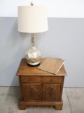 Vintage Broyhill end table with Lamp and Broyhill Booklet
