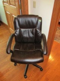 Leather Office arm chair w/ swivel caster base