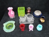 10 pc. lot colored glass- Includes: Fenton yellow opalescent dish, Yellow glass sq. vase, Clear