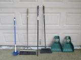 Push broom; kitchen broom; Watering wand; Round head brush; Leaf hand scoops.