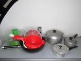 Aluminum cookware; Salad Spinner; Stir fry pan; (4) Strainers