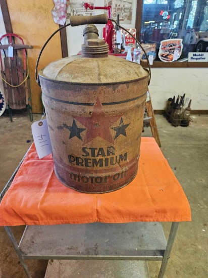 Oil can