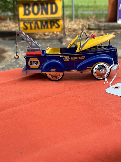 Metal Napa pedal car toy
