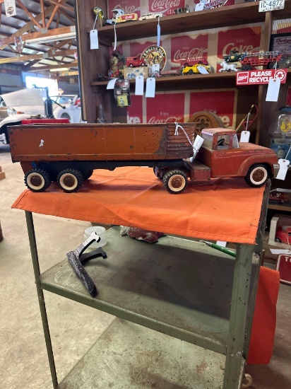 Metal toy truck and trailer