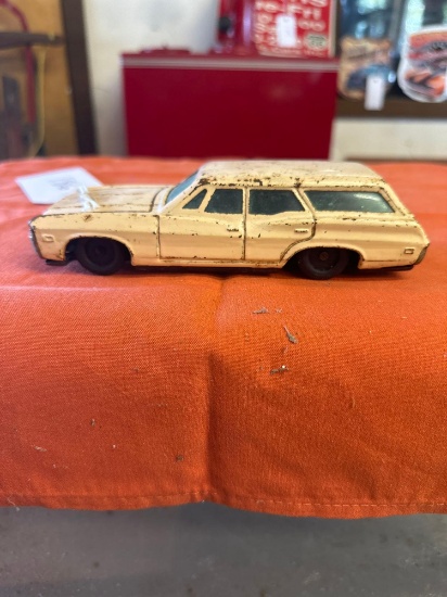 vintage metal station wagon toy