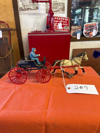 cast horse and buggy chief toy