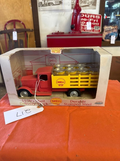 gearbox 1930 Shell delivery truck metal toy