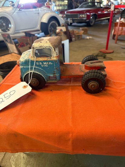 Metal toy truck