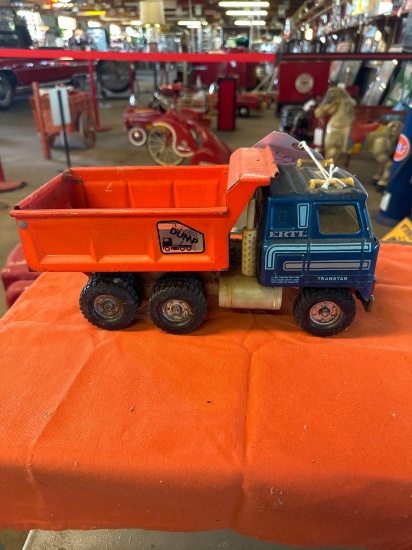 ERTL Metal toy dump truck