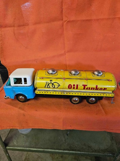 Metaltoy truck