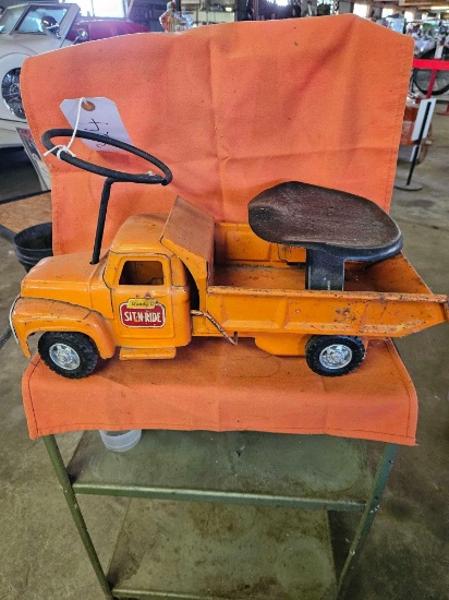 Buddy L Riding toy