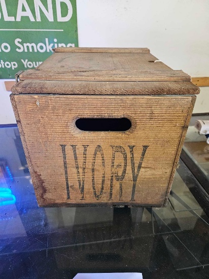 Wood box