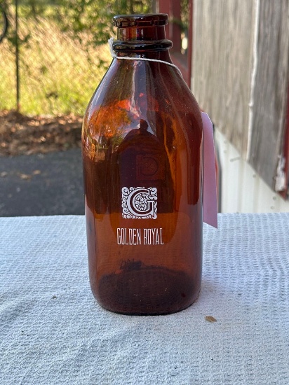 Glass golden Royal jug