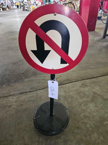 Metal U turn sign