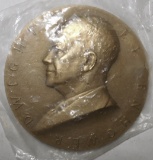 DWIGHT EISENHOWER MEDAL APPROX. 3.5 OZ NEW IN PACKAGE