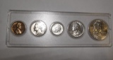 1960-D UNC SET IN PLASTIC CASE (5 COINS)