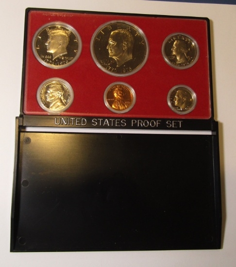 LOT OF 1974 & 1976 PROOF SETS (CRACKED CASES)